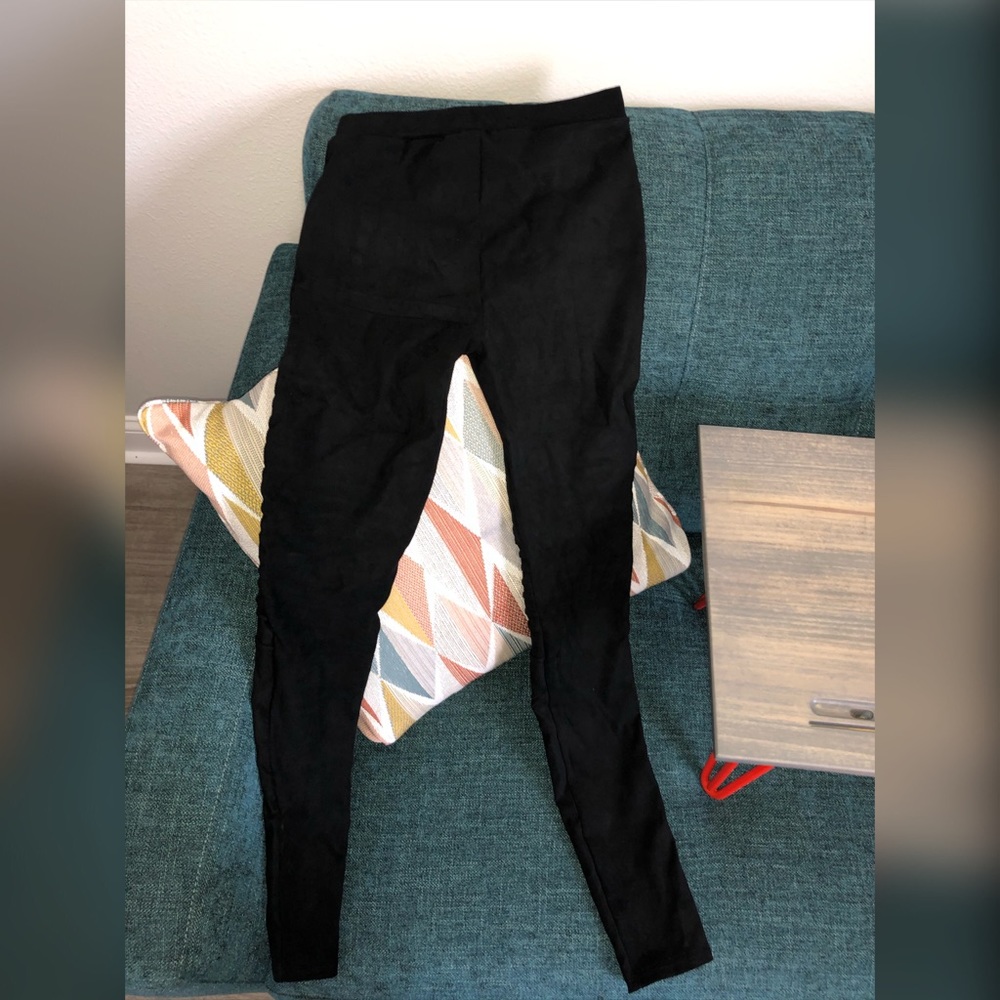 NWT Rosie Daze Boutique Velvet Black Leggings